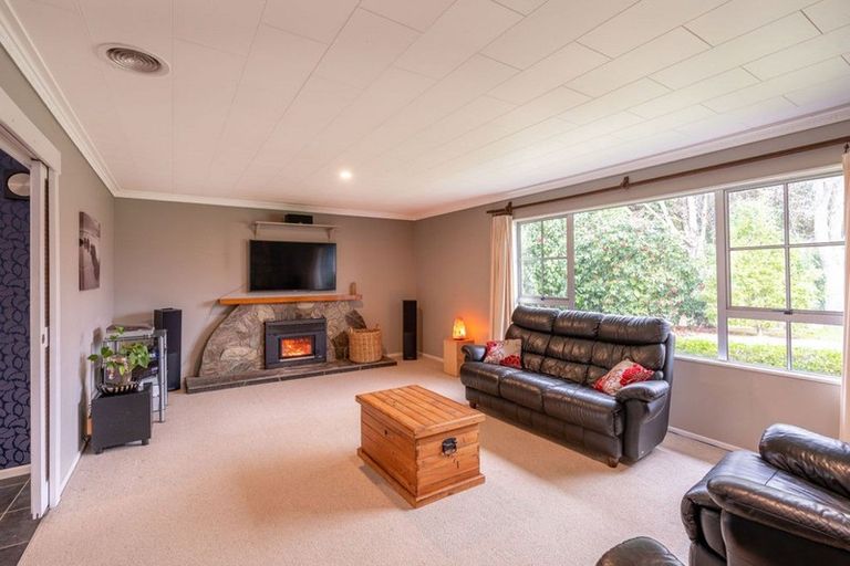 Photo of property in 8 Paretai Grove, Waikanae, 5036
