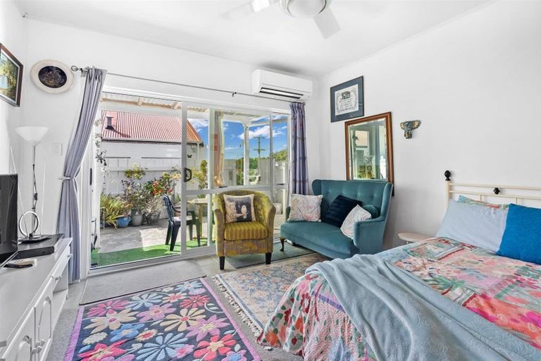 Photo of property in 12 Selwyn Avenue, Avenues, Whangarei, 0110