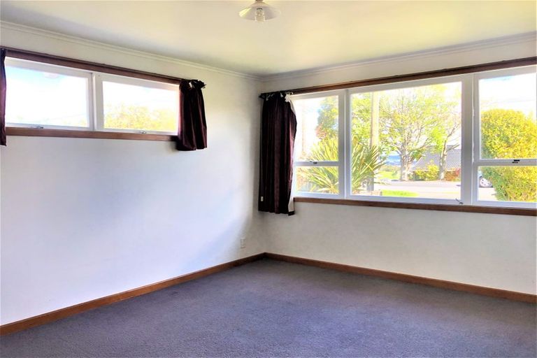 Photo of property in 259 Don Buck Road, Massey, Auckland, 0614