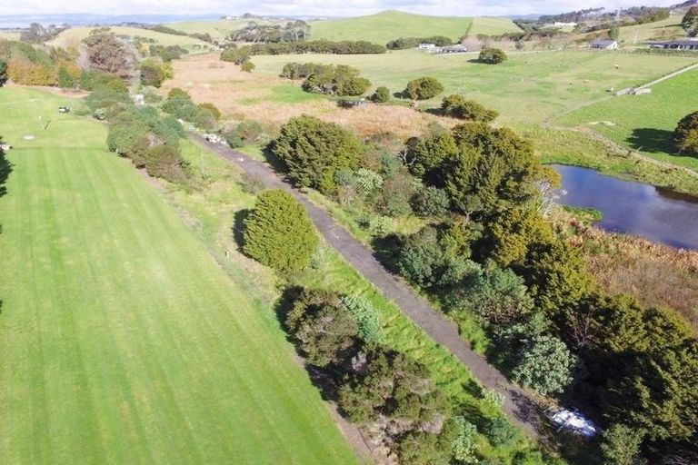 Photo of property in 12 Doctors Hill Road, Ruakaka, 0582