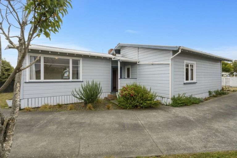 Photo of property in 104 Denbigh Street, Feilding, 4702