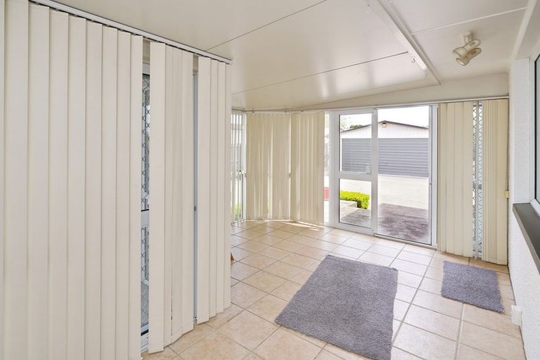 Photo of property in 45 Rowses Road, Aranui, Christchurch, 8061