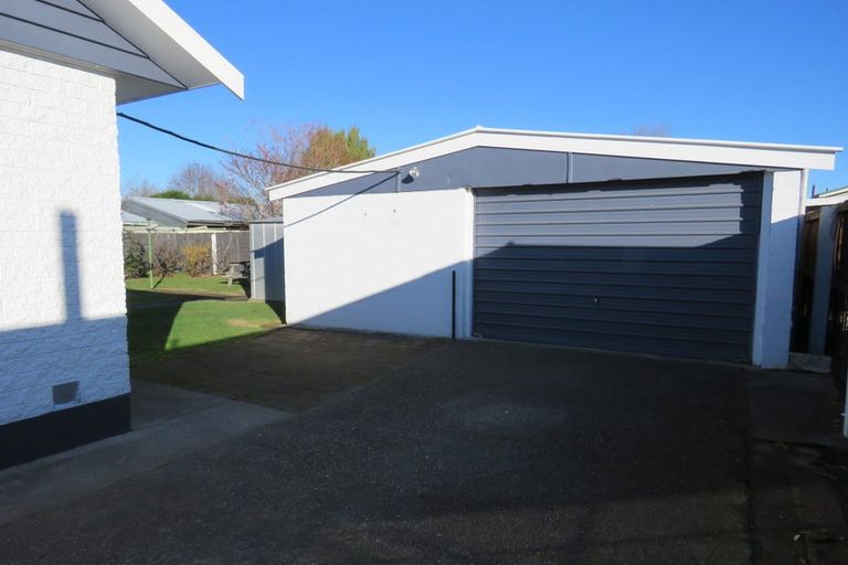 Photo of property in 37 Ansonby Street, Russley, Christchurch, 8042