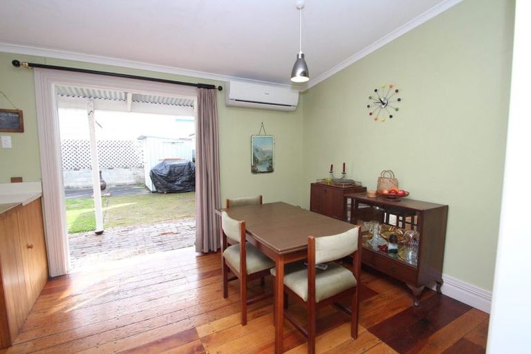Photo of property in 201 Carlyle Street, Napier South, Napier, 4110