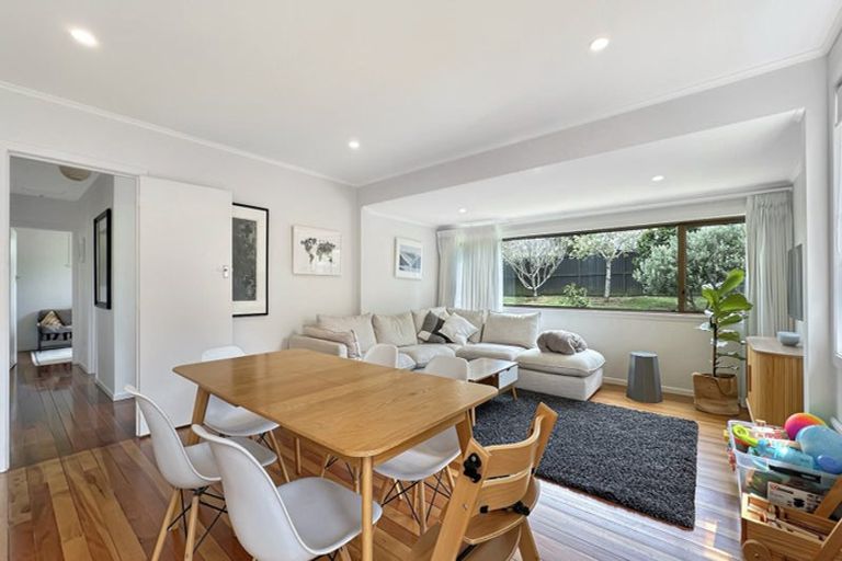 Photo of property in 23 Sloane Street, Glen Innes, Auckland, 1072