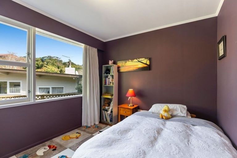 Photo of property in 5 Silverbirch Grove, Churton Park, Wellington, 6037