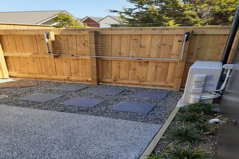 Photo of property in 22 Ron Deal Way, Epuni, Lower Hutt, 5011
