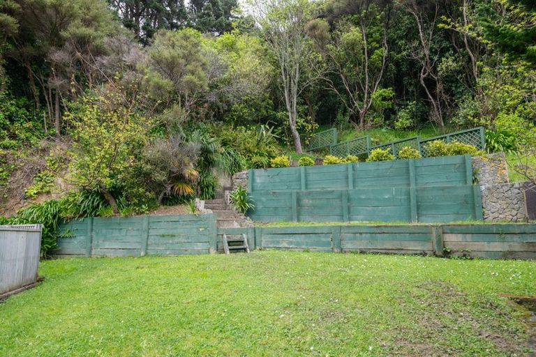 Photo of property in 42 Postgate Drive, Whitby, Porirua, 5024