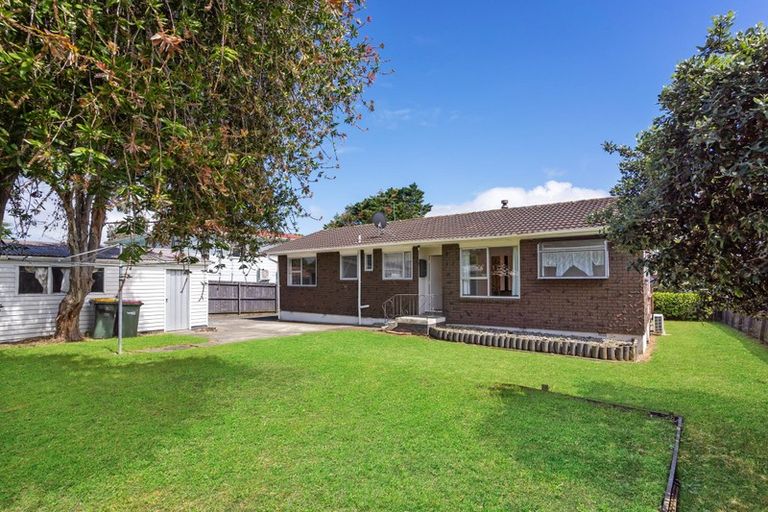Photo of property in 14 Burbank Avenue, Manurewa, Auckland, 2102
