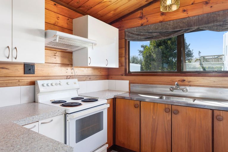 Photo of property in 6 Marlin Drive, Coastlands, Whakatane, 3120