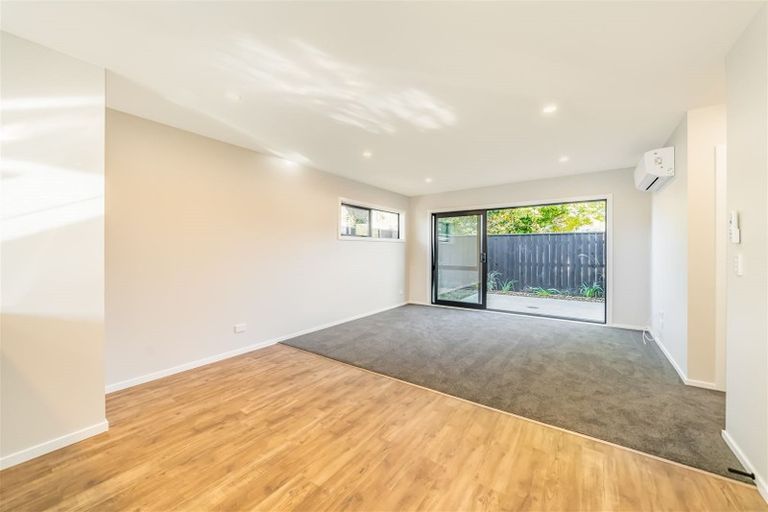 Photo of property in 24d Palmer Crescent, Silverstream, Upper Hutt, 5019