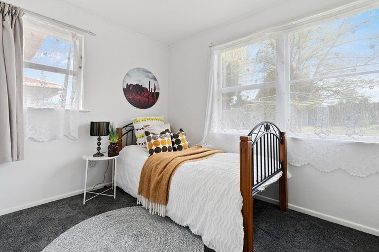 Photo of property in 17 Morris Road, Hillcrest, Hamilton, 3216