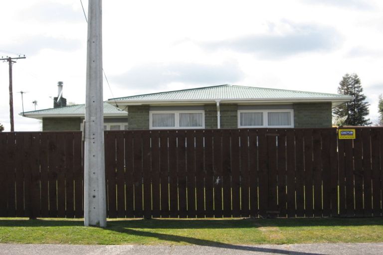 Photo of property in 2 Allan Street, Glenholme, Rotorua, 3010