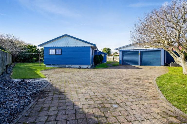 Photo of property in 72 Rata Street, Hawera, 4610