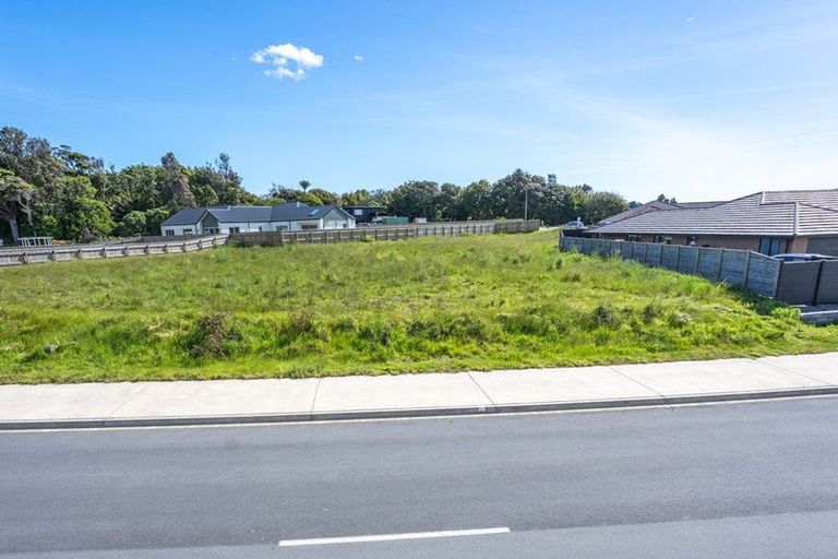 Photo of property in 159 Karuhiruhi Street, Waikanae, 5036