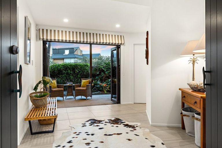 Photo of property in 1 Lagoon Way, Omaha, 0986