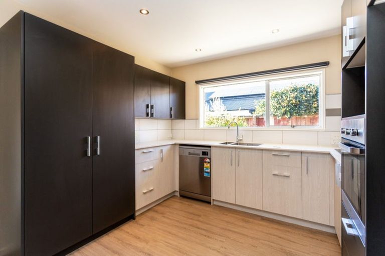 Photo of property in 21 Glenside Avenue, Ilam, Christchurch, 8041