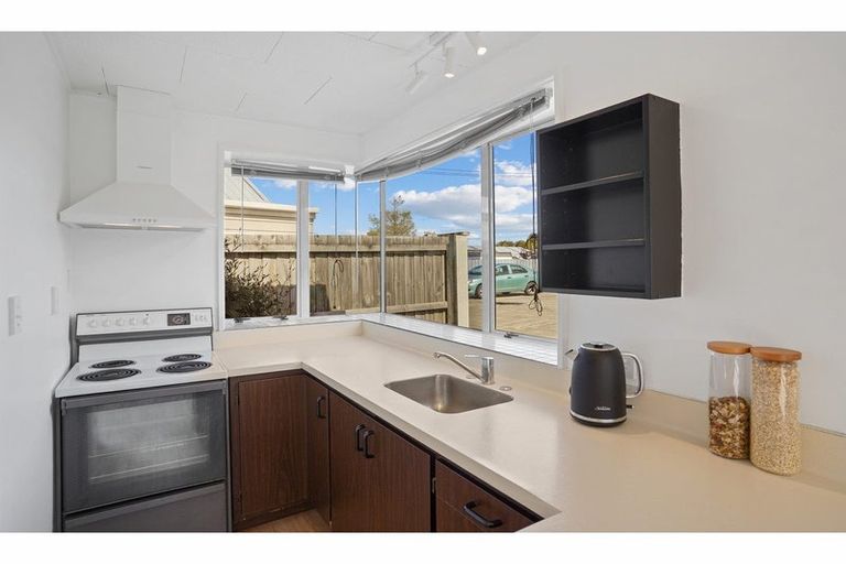 Photo of property in 66b Main North Road, Woodend, 7610