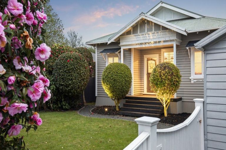 Photo of property in 26 George Crescent, Buckland, Pukekohe, 2677