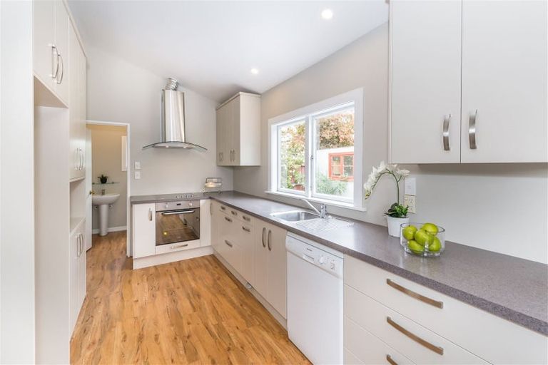 Photo of property in 85 Caledonian Road, St Albans, Christchurch, 8014