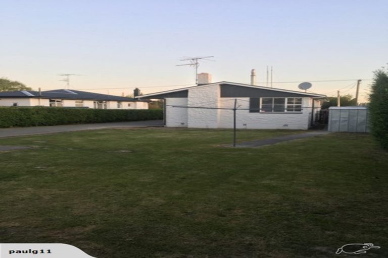 Photo of property in 60 Mcmurdo Street, Tinwald, Ashburton, 7700