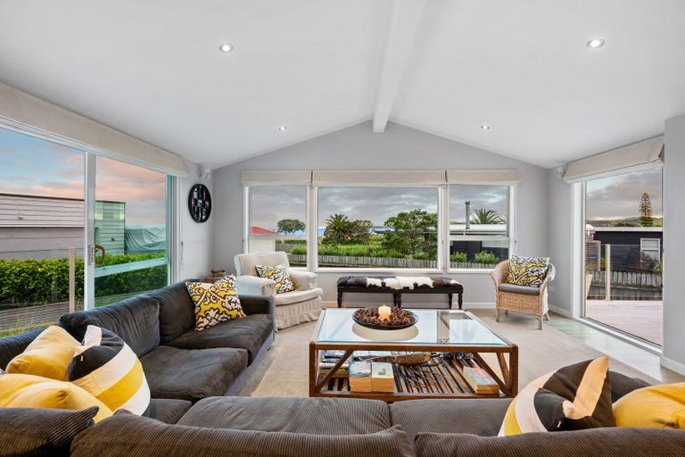 Photo of property in 29 Blue Bell Parade, Omaha, 0986