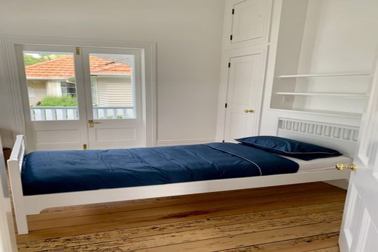 Photo of property in 29 Ewen Alison Avenue, Devonport, Auckland, 0624