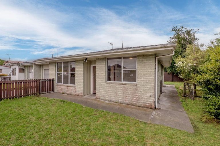 Photo of property in 2/99 Briggs Road, Shirley, Christchurch, 8052