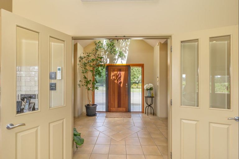 Photo of property in 100 Lea Grove, Levin, 5572