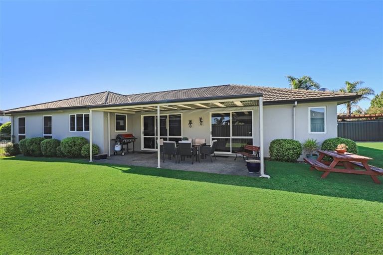 Photo of property in 18 Lowry Place, Frimley, Hastings, 4120