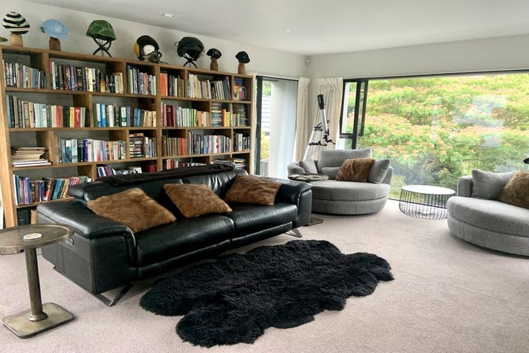 Photo of property in 5 Willow Dell, Westmorland, Christchurch, 8025