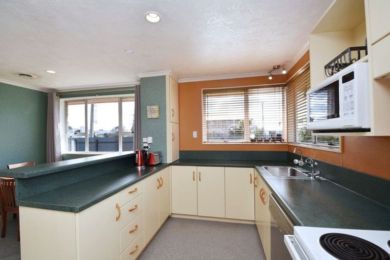 Photo of property in 65 Douglas Street, Grasmere, Invercargill, 9810