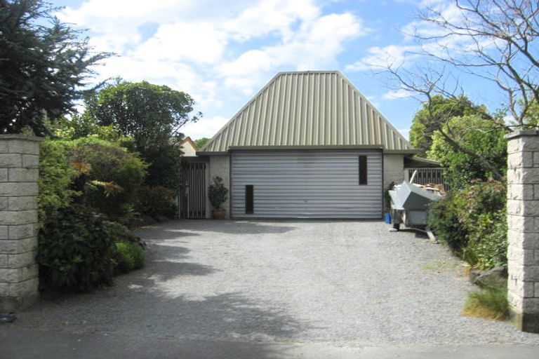 Photo of property in 57 Sturrocks Road, Redwood, Christchurch, 8051