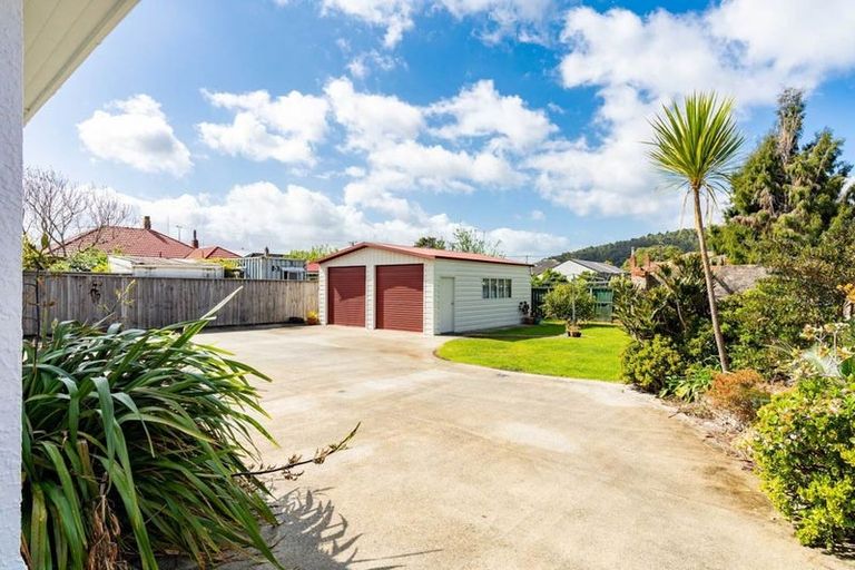 Photo of property in 1 Douglas Street, Kensington, Whangarei, 0112