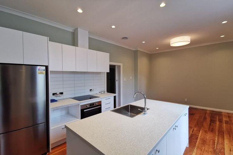 Photo of property in 23 Grass Street, Roseneath, Wellington, 6011