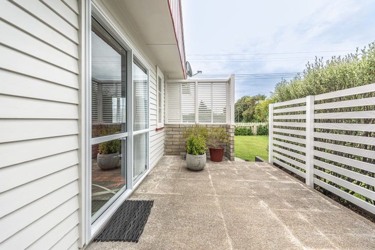 Photo of property in 18 Suther Street, Waverley, 4510