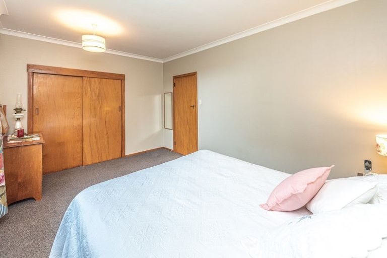 Photo of property in 1 Plunket Street, Durie Hill, Whanganui, 4500