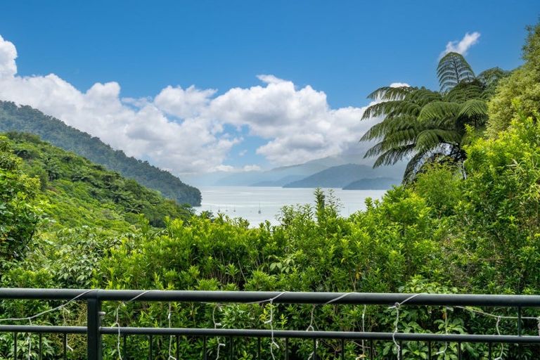 Photo of property in 32 Tirimoana Terrace, Anakiwa, Linkwater, 7281