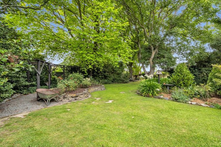 Photo of property in 720 Christchurch Akaroa Road, Tai Tapu, 7672