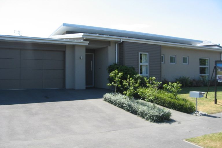Photo of property in 41 Birkdale Drive, Shirley, Christchurch, 8061