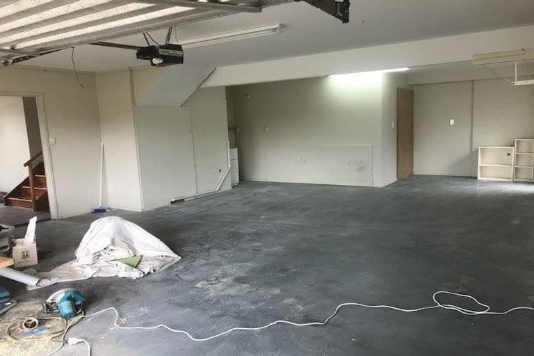 Photo of property in 54 Sorrel Crescent, Bucklands Beach, Auckland, 2012