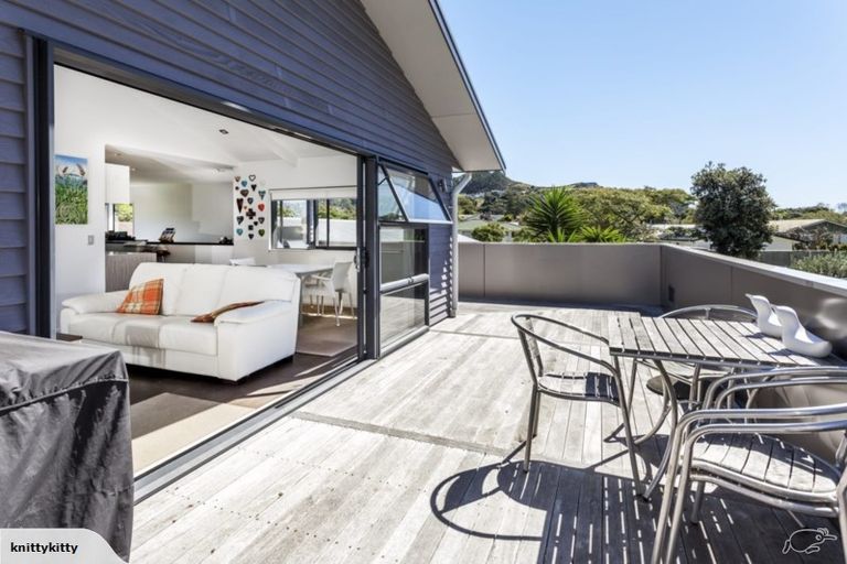 Photo of property in 3 Michelle Lane, Hahei, Whitianga, 3591