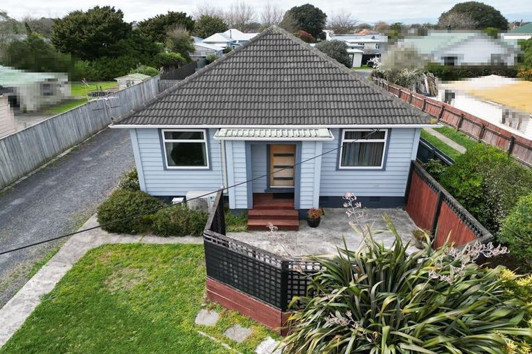 Photo of property in 4 Easton Street, Foxton, 4814