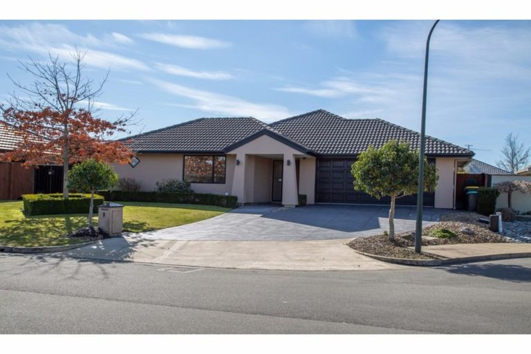 Photo of property in 7 Baltic Place, Northwood, Christchurch, 8051