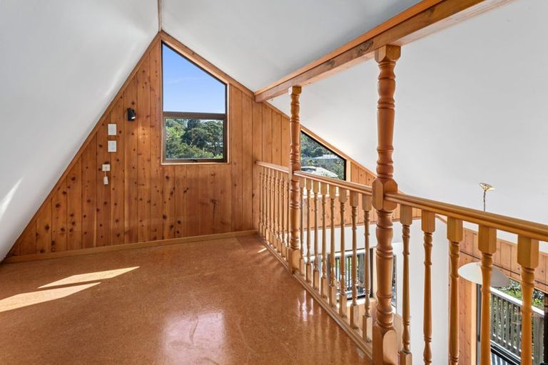 Photo of property in 66 Beach Road, Onerahi, Whangarei, 0110