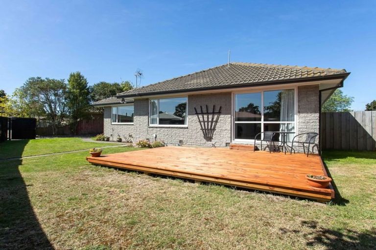 Photo of property in 12 Kuaka Crescent, Bromley, Christchurch, 8062