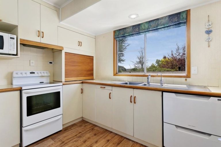 Photo of property in 6 Kotare Street, Hilltop, Taupo, 3330