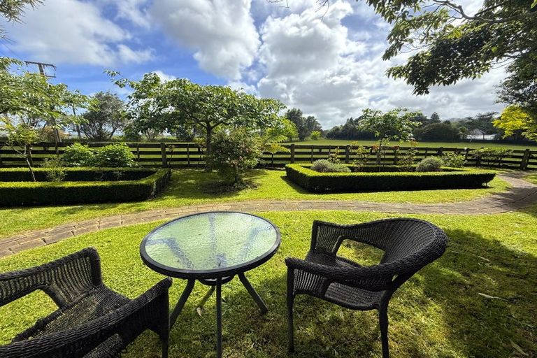 Photo of property in 41 Atkins Road, Otaki, 5583