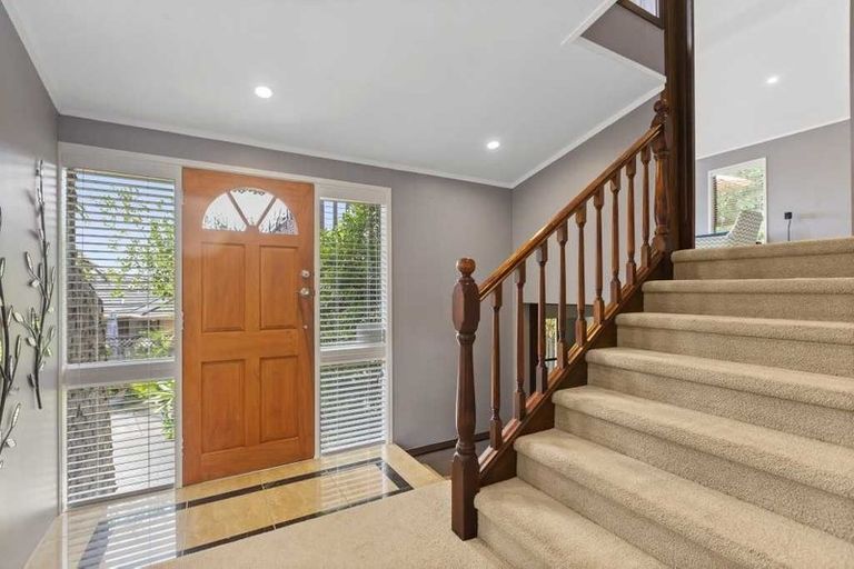 Photo of property in 29 Calman Place, Chatswood, Auckland, 0626