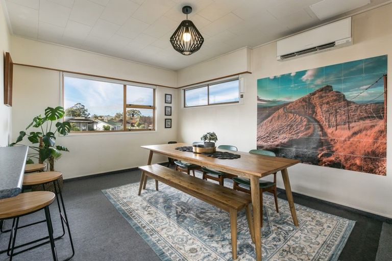 Photo of property in 4 Ashford Place, Havelock North, 4130